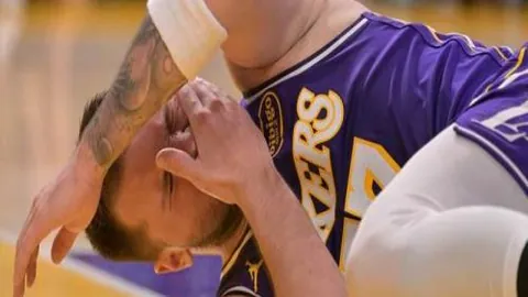 罗小慈在上海文代会上呼吁呈现上海视角下的真实中国风貌